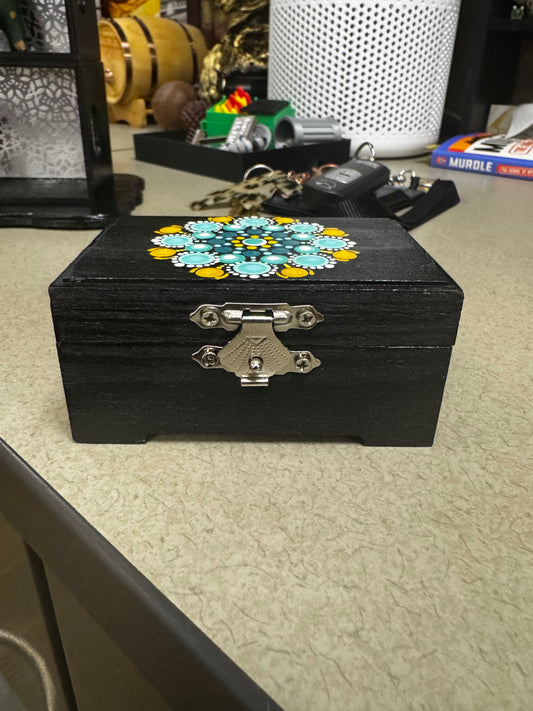 Keepsake box