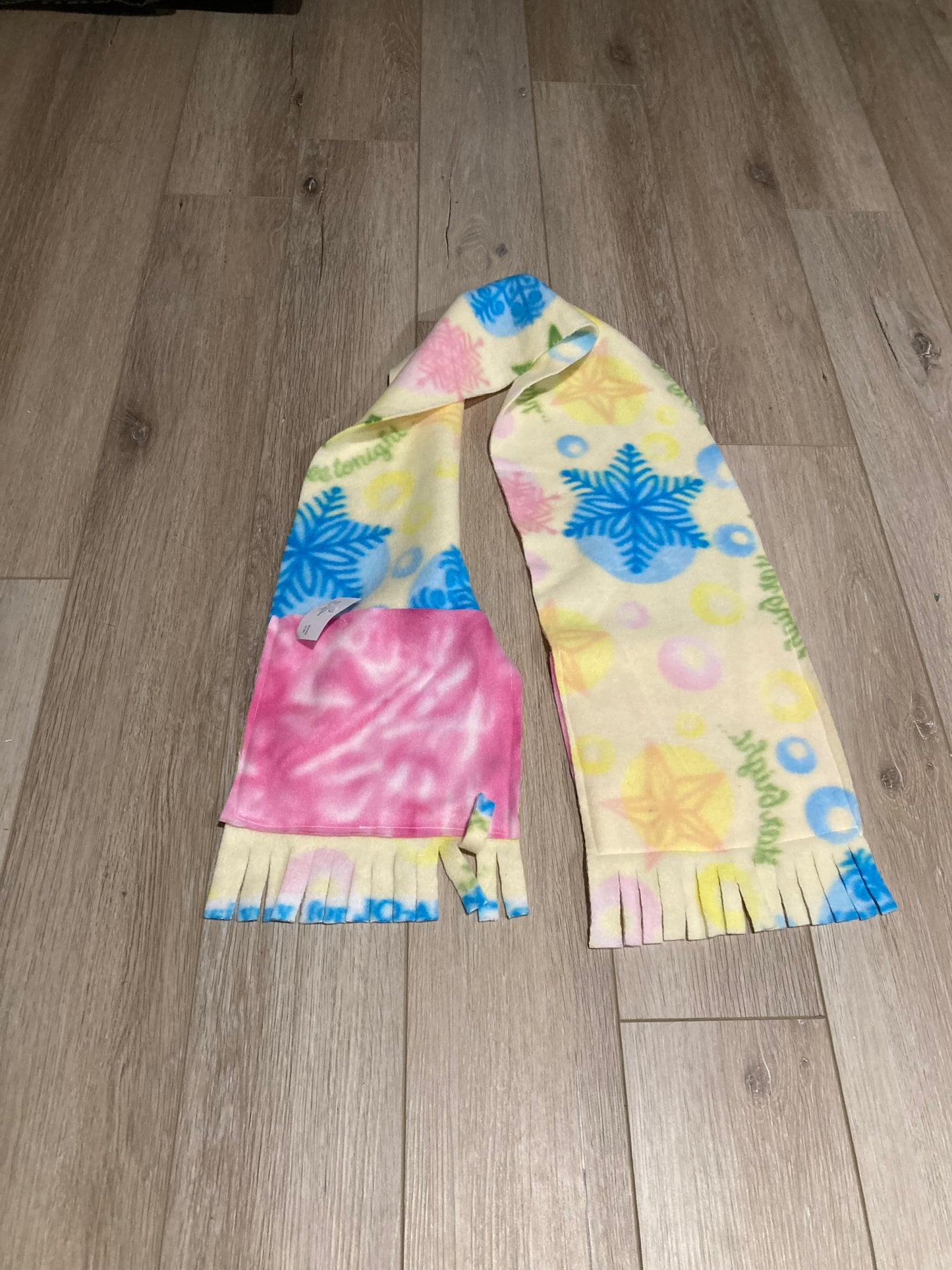 Fleece scarf with handwarmer pockets-Kids